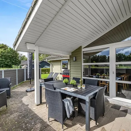Erikka - 40km From The Sea By Interhome